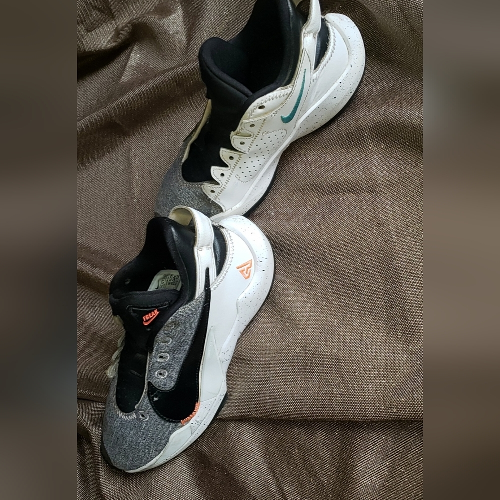 Nike Freak 4Y